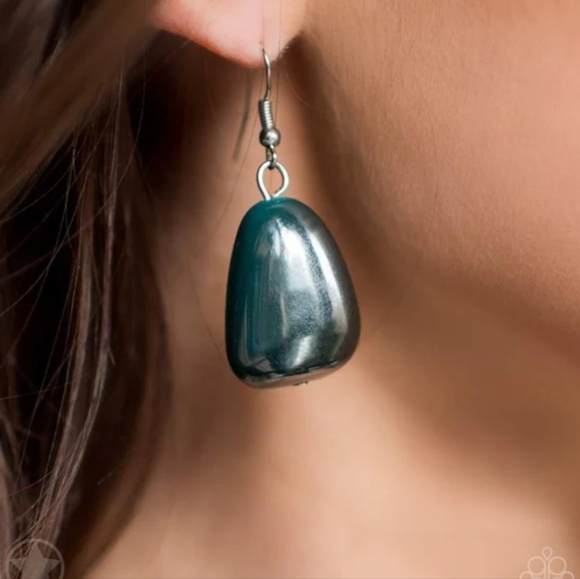 Paparazzi Teal & Turquoise Jewelry Set Necklace And Earrings - Picture 2 of 7